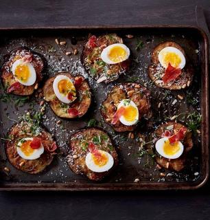 aubergines et œufs mollets au prosciutto